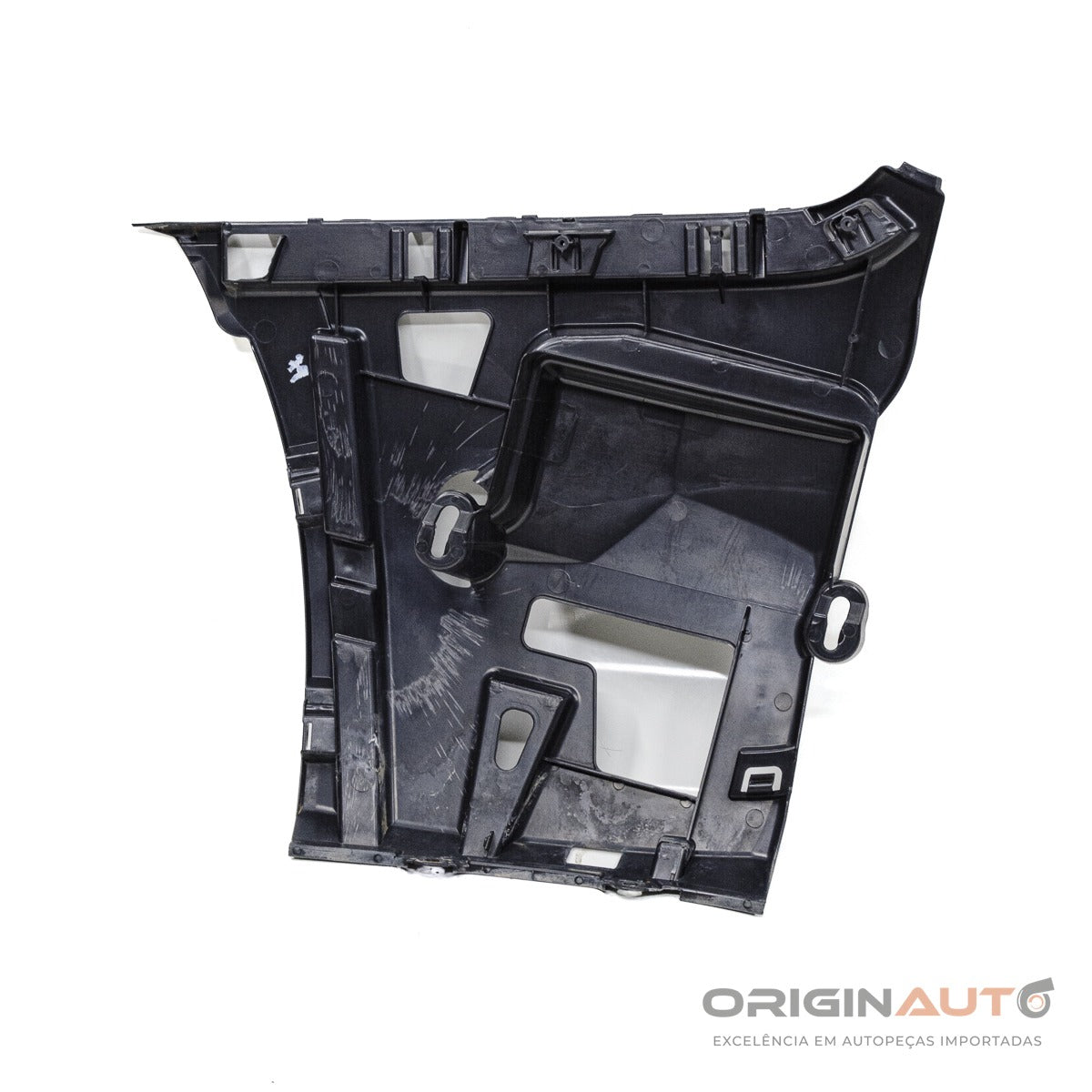 Guia Parachoque Traseiro Direito BMW 320i 2014 F30 7256924