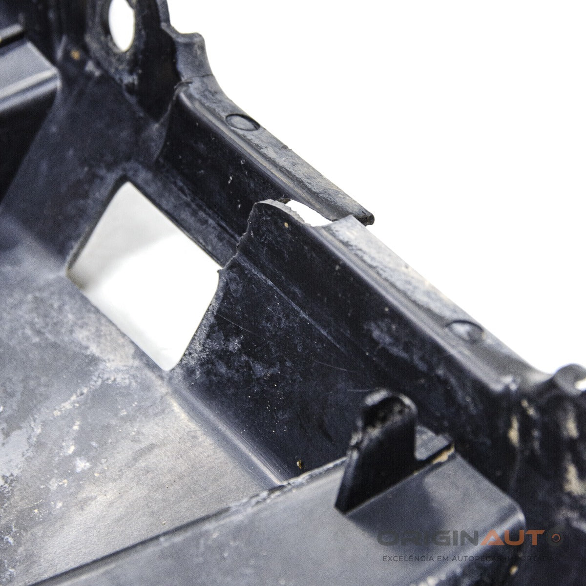 Guia Parachoque Traseiro Direito BMW 320i 2014 F30 7256924