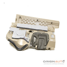 Acabamento Pé Motorista BMW 320i 2014 F30 9231254