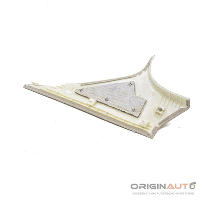 Moldura Coluna C Esquerda BMW 320i 2014 F30 7221003