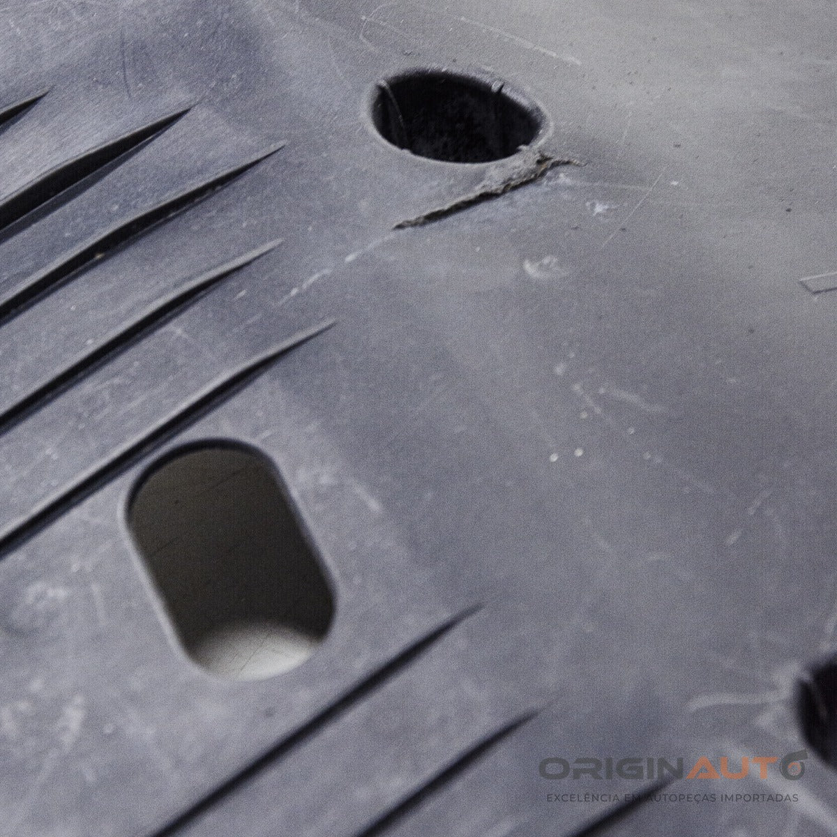 Acabamento Bandeja Direita BMW 320i 2014 F30 6796138