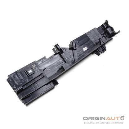 Guia Esquerdo Suporte Radiador BMW 320i 2014 F30 7600536