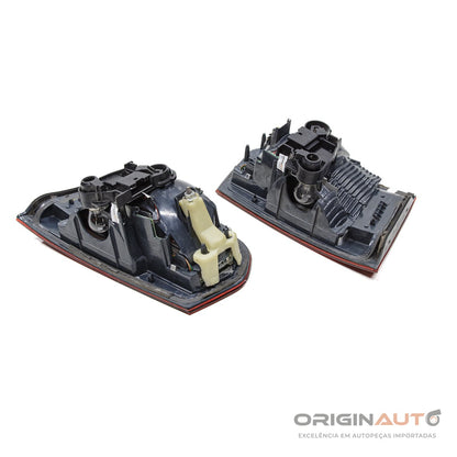 Lanterna Tampa Direita BMW 320i 2014 F30 Retirada 7259916 7259915