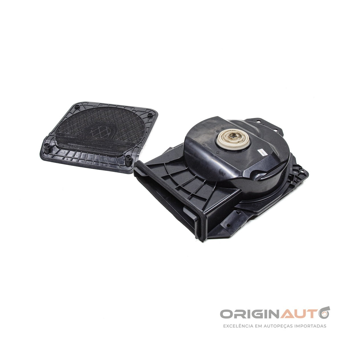 Subwoofer Traseiro Esquerdo BMW 320i 2014 F30 9210147