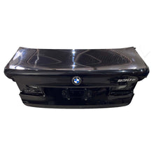 Tampa Traseira Porta Mala BMW 530e 540i G30 2019 2020 2021