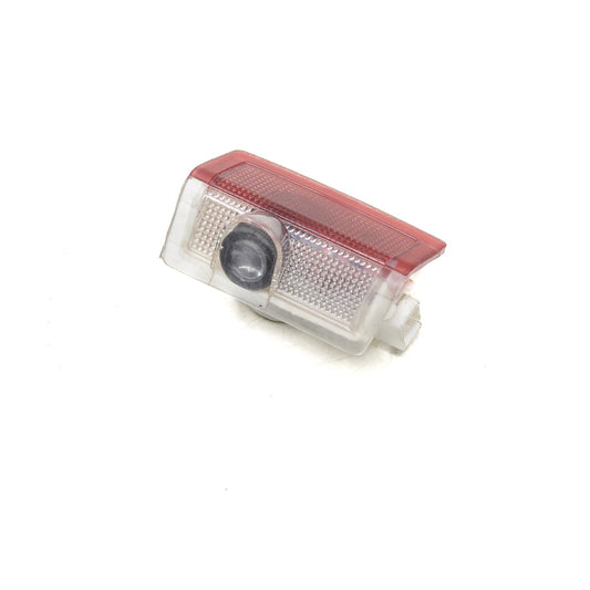 Luz Cortesia com Logo Forro Porta Mercedes A200 2015