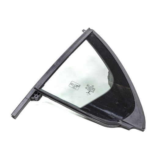Vidro Vigia Traseiro Esq Mercedes A200 2015 A1767300300
