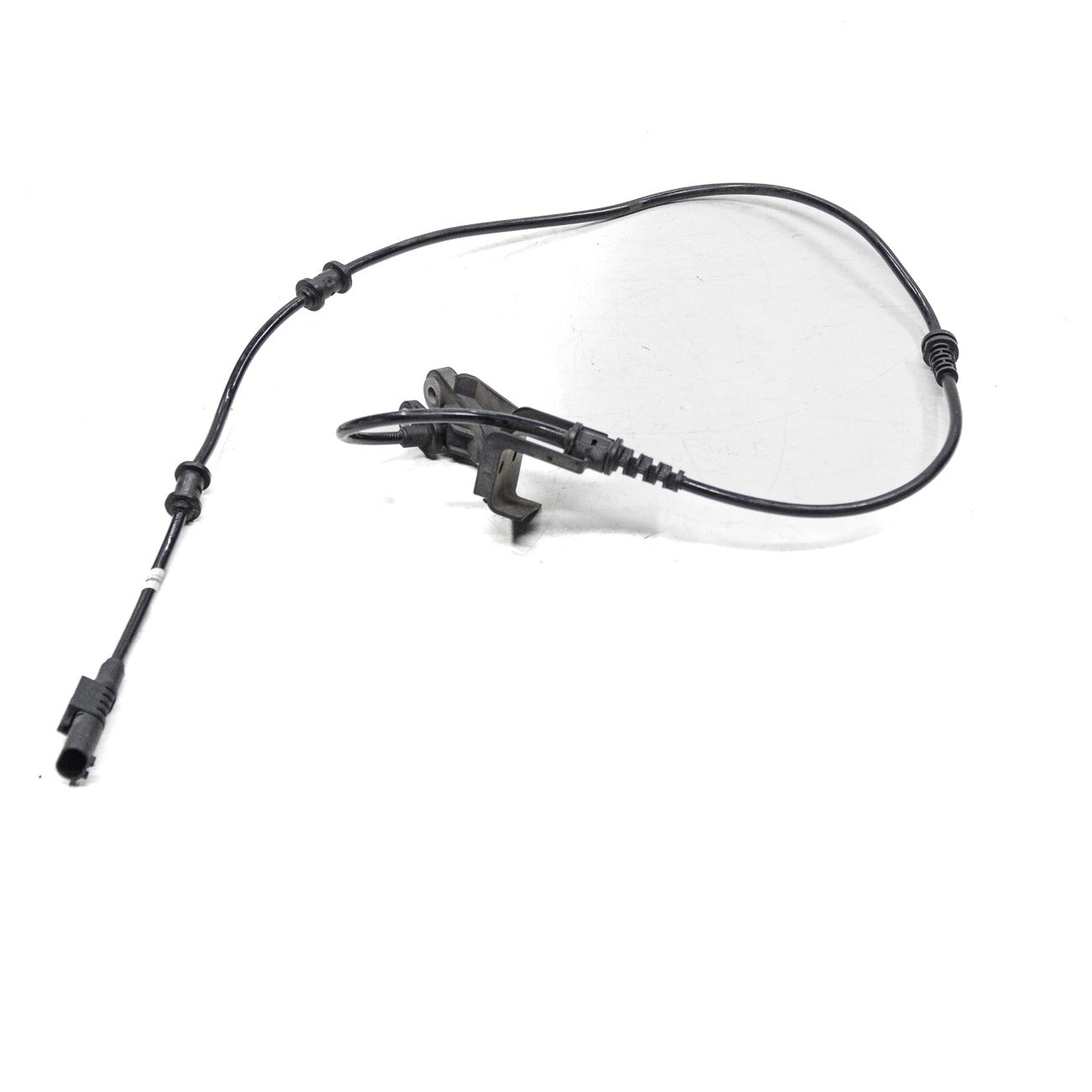 Sensor ABS Rotação D/E Mercedes A200 2015 A2465402510