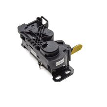 Fechadura Capô Mercedes A200 2015 A2468700558