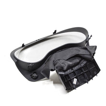 Moldura Painel Instrumentos Mercedes A200 2015 A1766830100