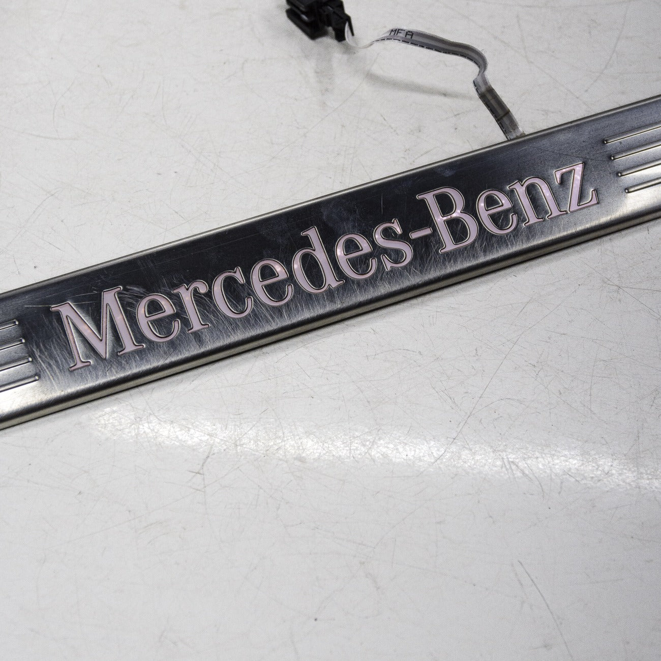 Soleira Dianteira Direita Mercedes A200 2015 A2466805400