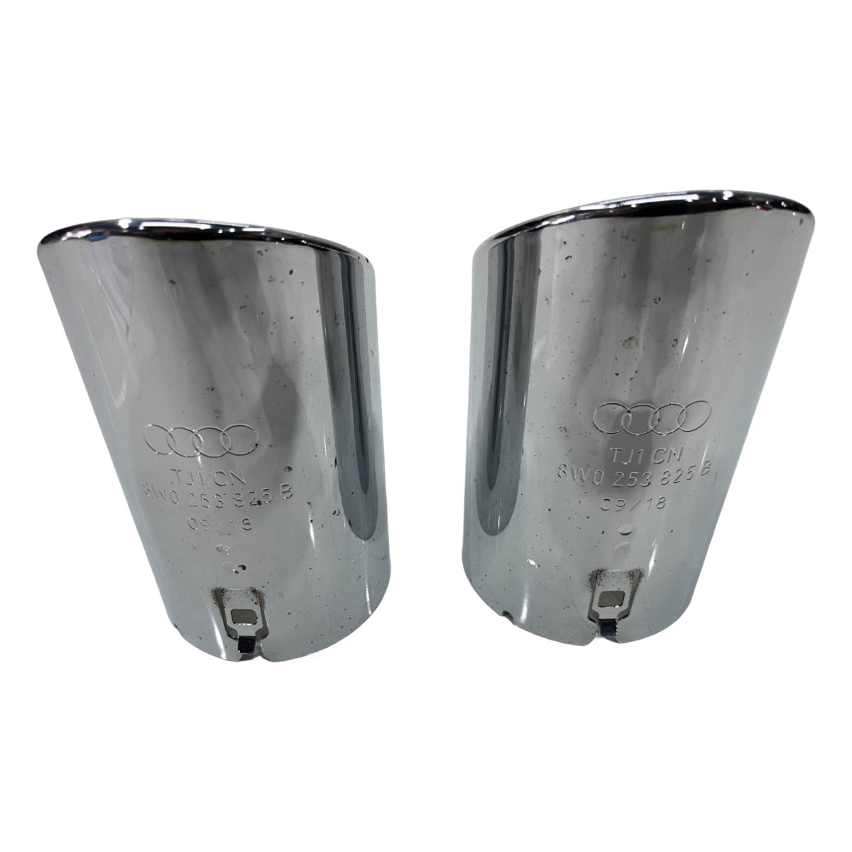 Par Ponteira Escape Audi A5 Plus 2019 8W0253825