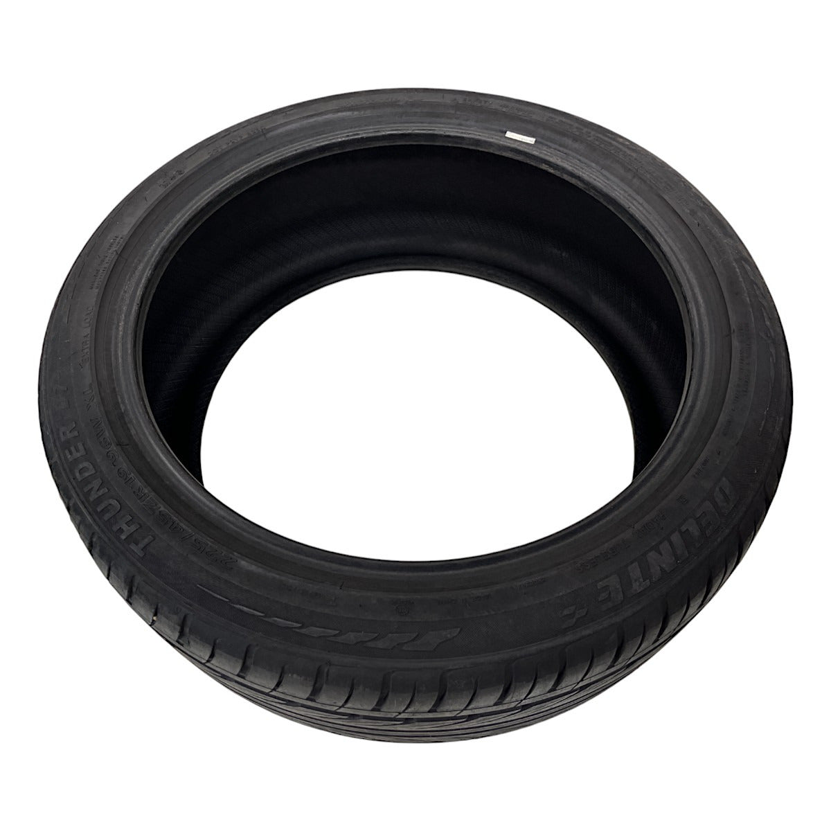 Pneu 225/45 ZR19 Aro 19 Delinte Thunder D7 Ótimo Estado