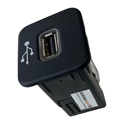 Entrada USB Jeep Renegade Compass 2021 Traseira 735600659