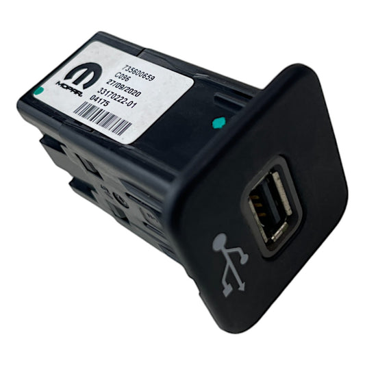 Entrada USB Jeep Renegade Compass 2021 Traseira 735600659