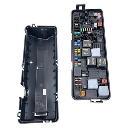 Caixa Fusíveis Porta Mala Range Rover HSE 4.4 V8 Diesel 2016