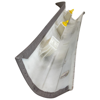 Moldura Coluna A BMW 320i GT 2015 2016 2017 Direita