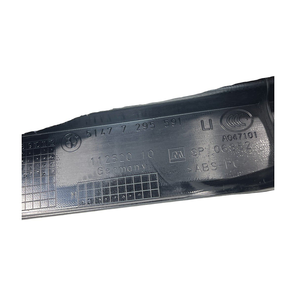 Suporte Acabamento BMW 320i GT 2015 2016 2017 Porta Mala Dir