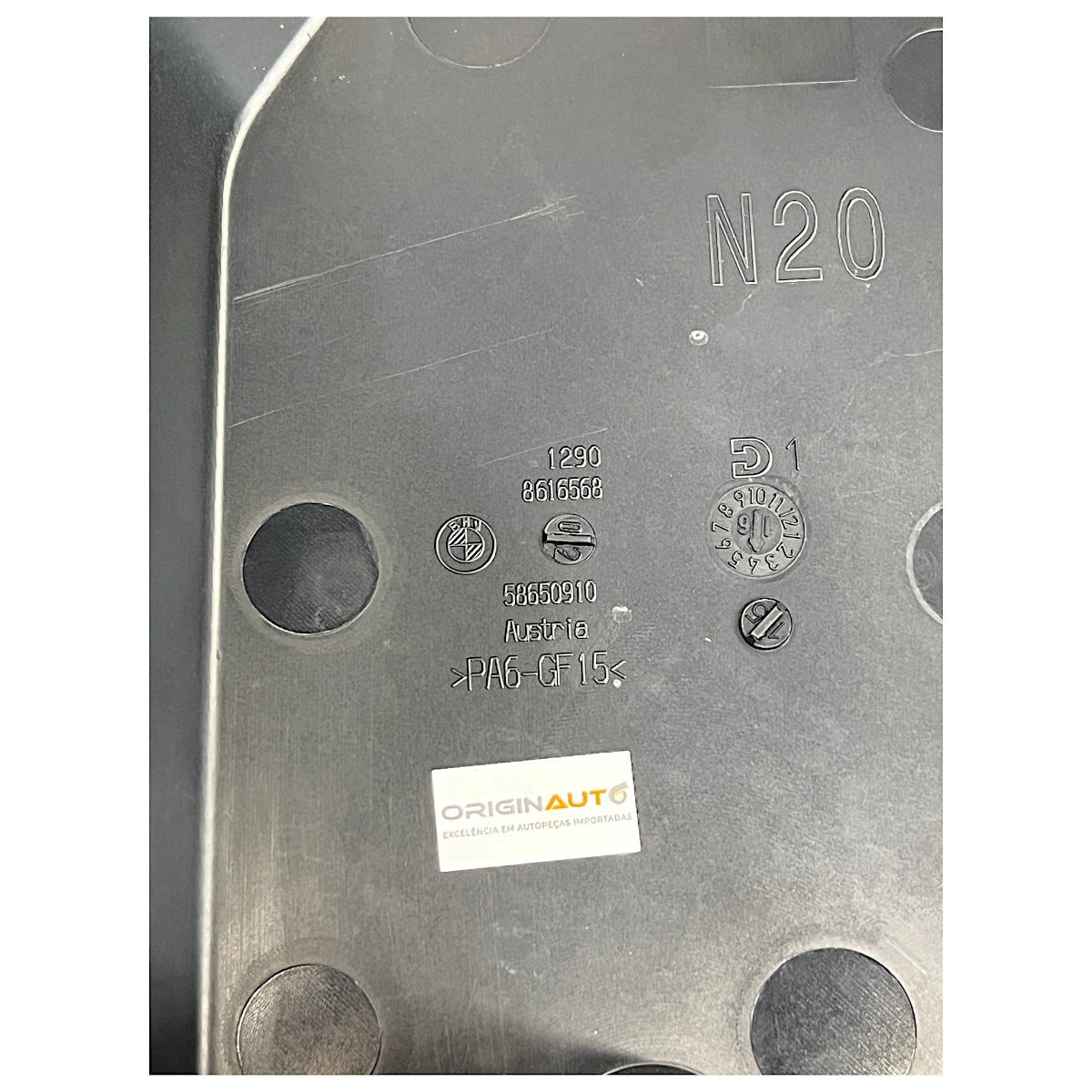 Acabamento Tampa Caixa Fussível BMW 320i GT 2015 2016 2017