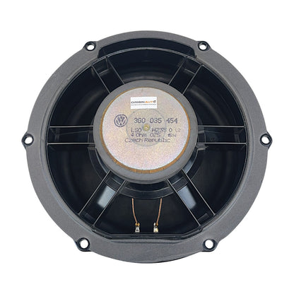 Alto Falante Subwoofer VW Passat Highline B8 2018 Dianteiro