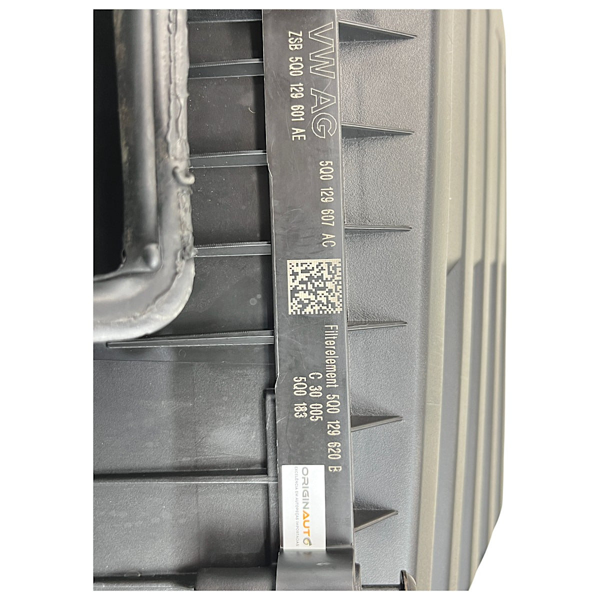 Caixa Filtro Ar VW Passat Audi A3 2.0 TSI 2018 5Q0129607AC