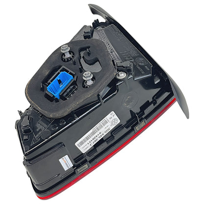 Lanterna VW Passat Highline B8 2018 2019 Tampa Esquerda