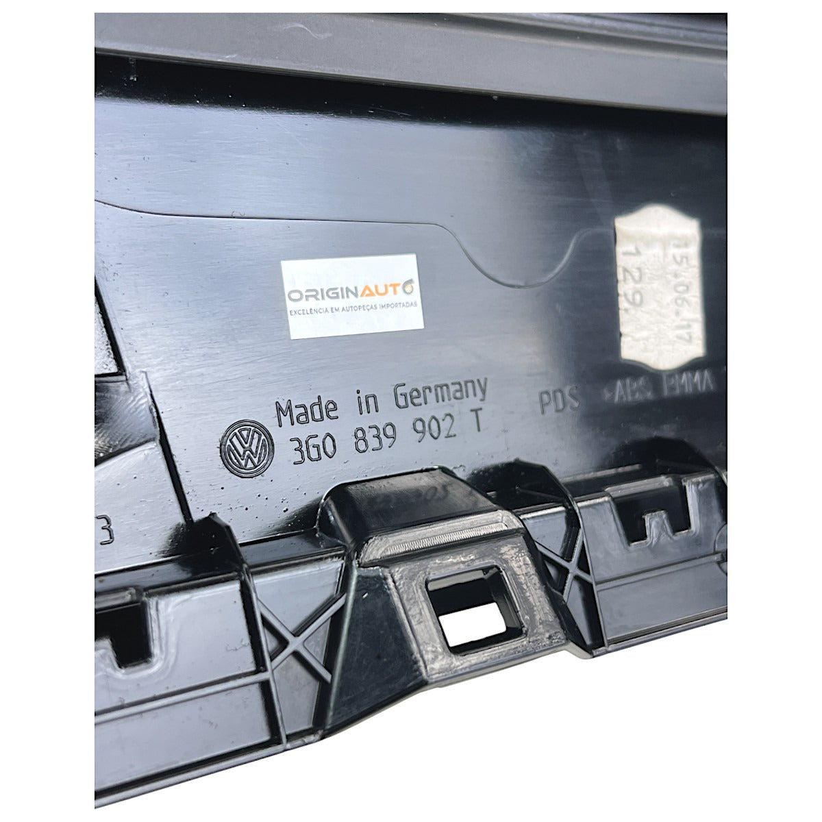 Moldura Coluna Porta VW Passat B8 2018 Traseira Direita