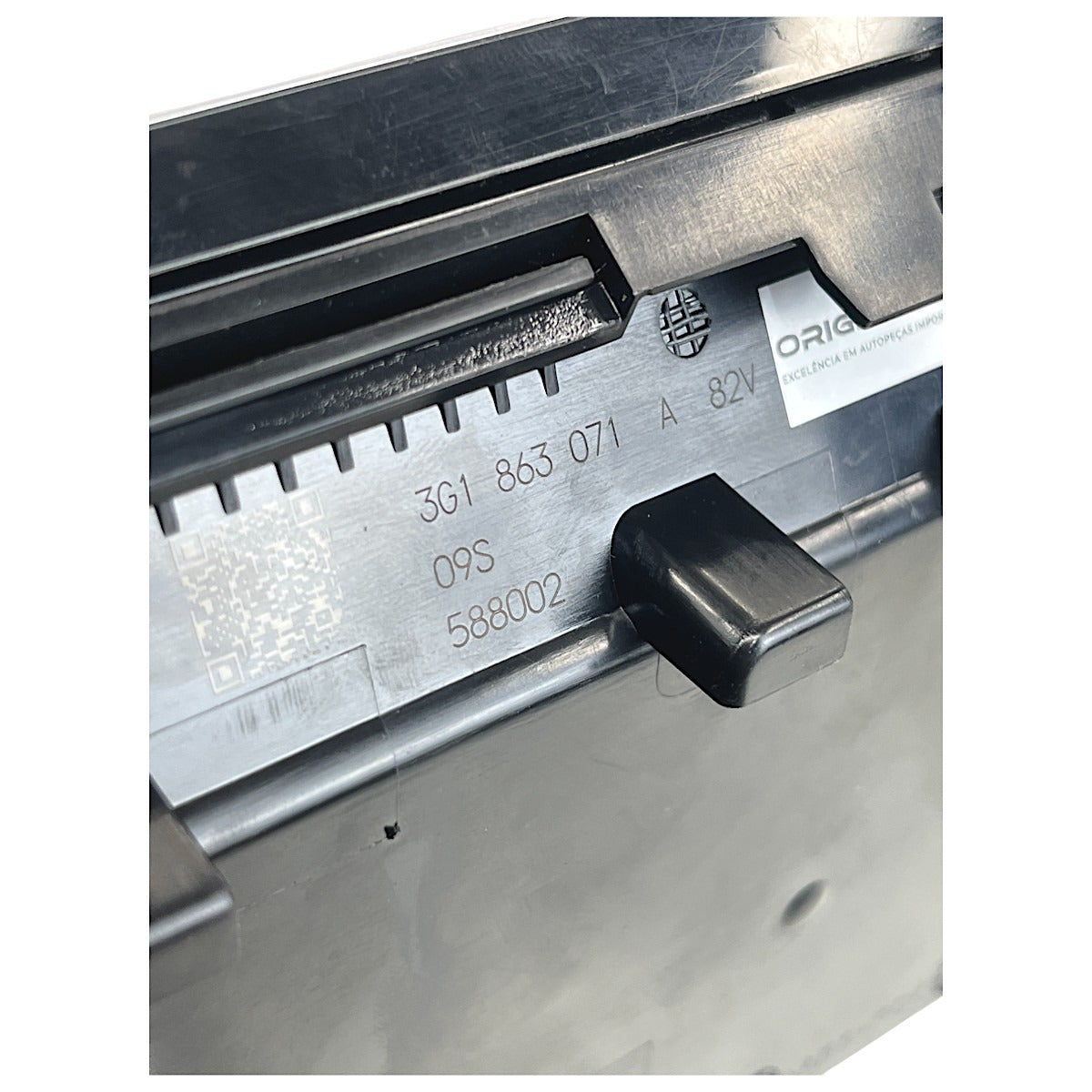 Porta Treco Telefone VW Passat B8 2018 Console Central