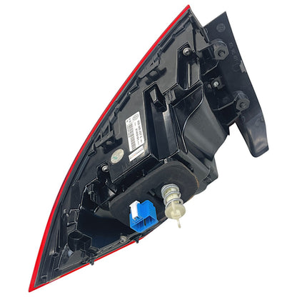 Lanterna VW Passat Highline B8 2018 2019 Externa Esquerda