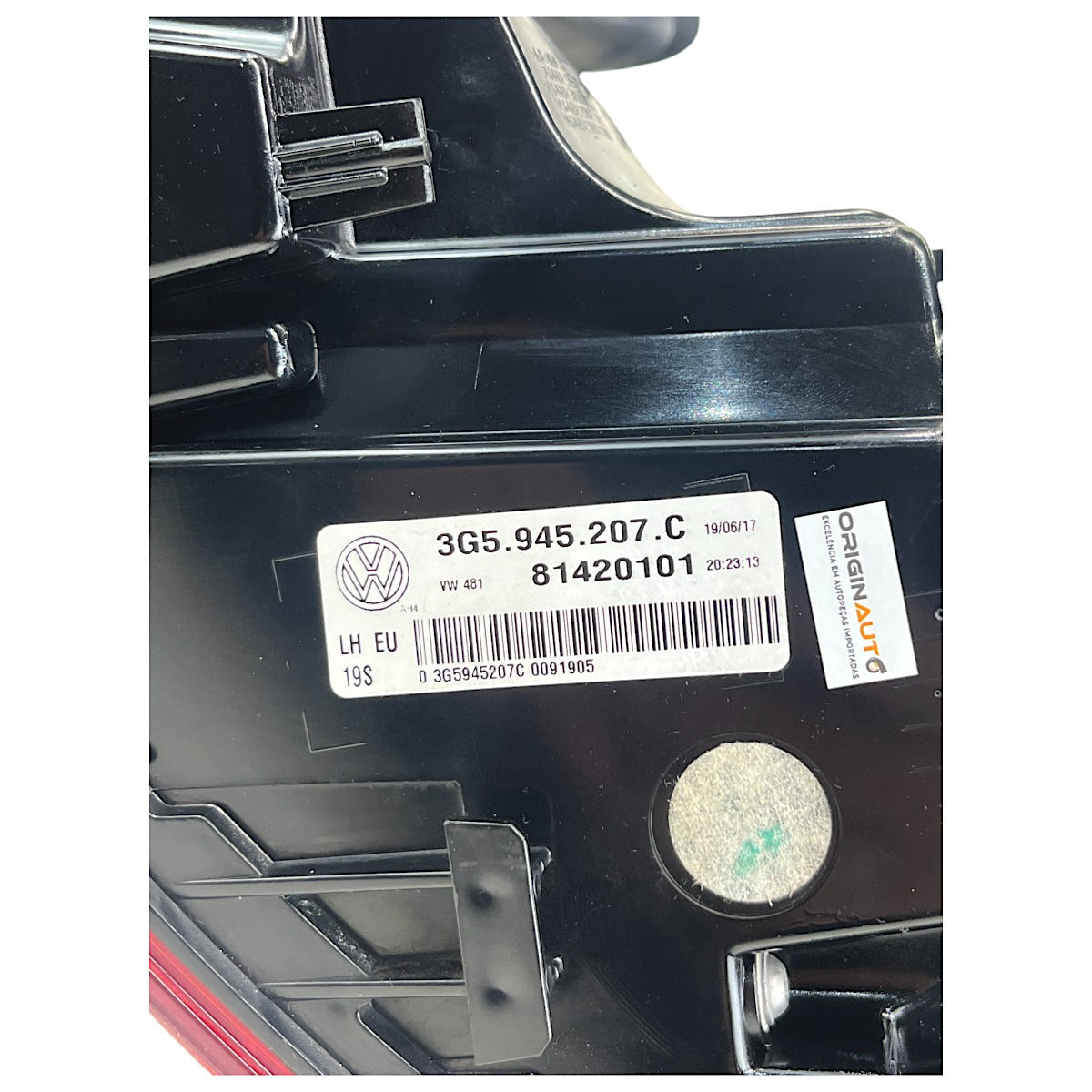 Lanterna VW Passat Highline B8 2018 2019 Externa Esquerda