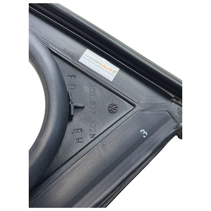 Canaleta Vidro Porta VW Passat B8 2018 Dianteira Direita