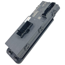 Módulo Tampa Traseira VW Passat B8 2018 5Q0959107K Elétrica