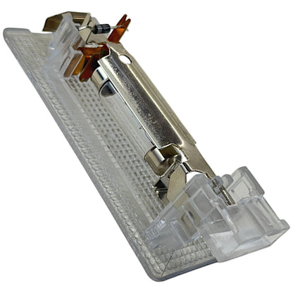 Luz Teto Cortesia Porta Mala VW Passat Highline B8 2018 Traseira