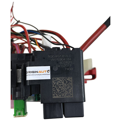 Caixa Fusíveis Interna VW Passat Golf GTI 2.0 TSI 2018 5Q0937615C