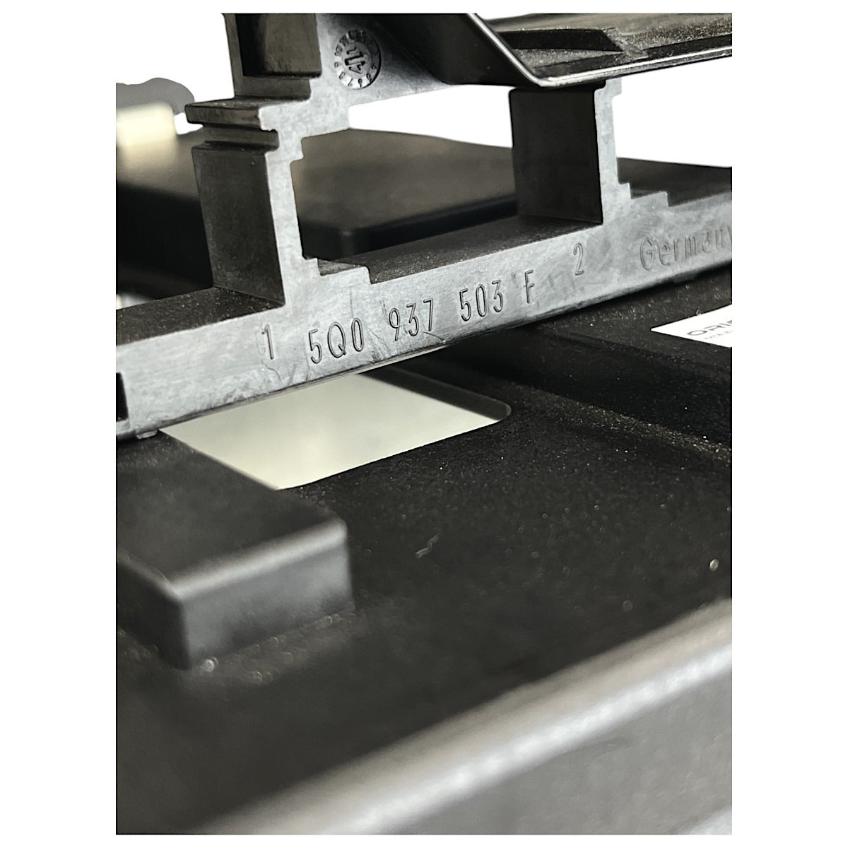 Suporte Módulo Estacionamento VW Passat Highline B8 2018