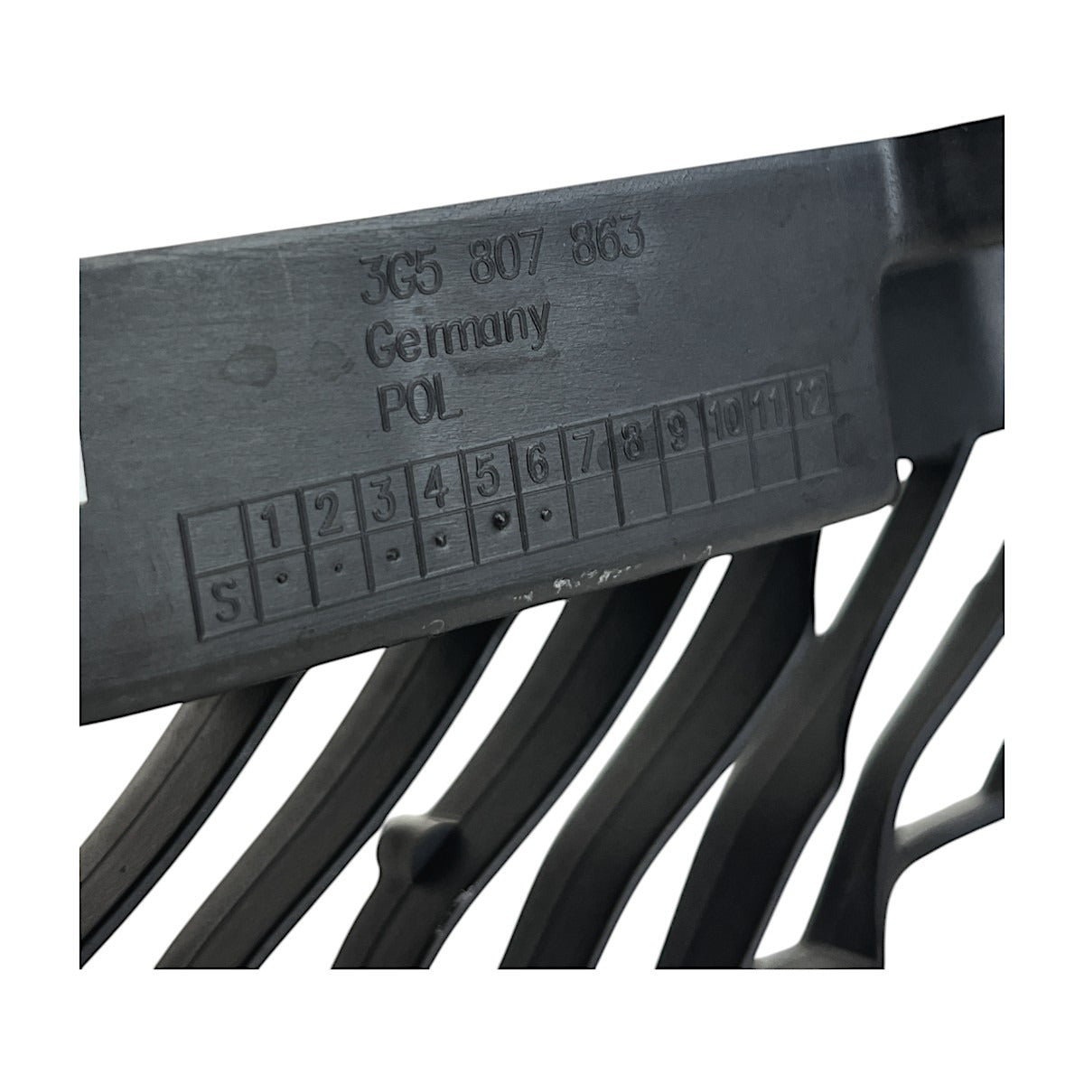 Guia Suporte Central Parachoque VW Passat B8 2018 Traseiro