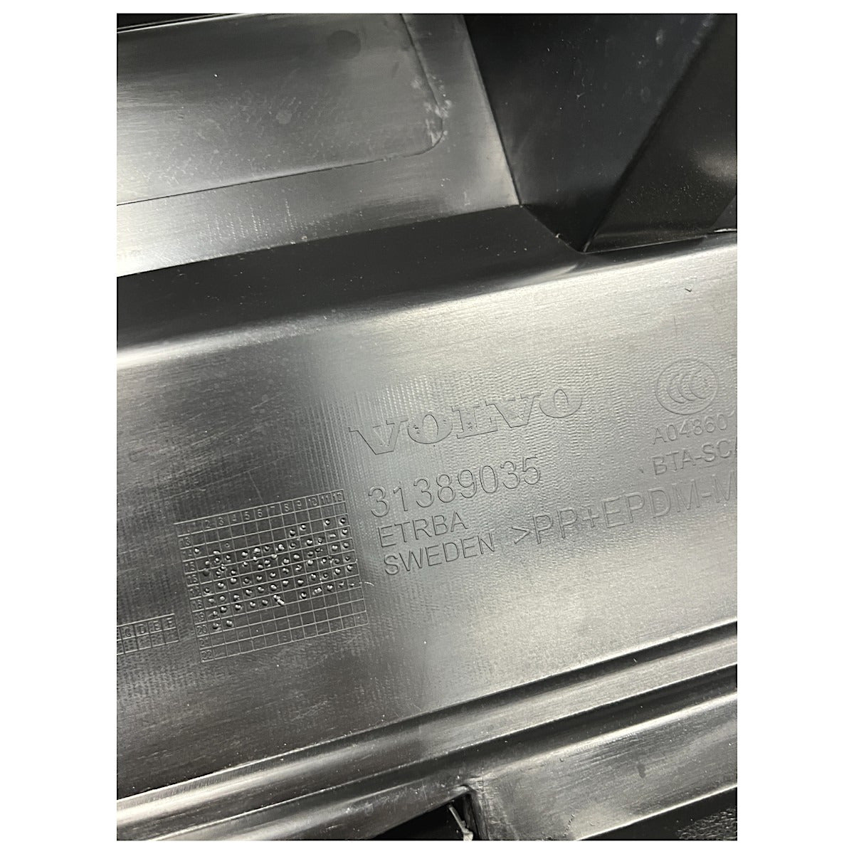 Acabamento Forro Tampa  Porta Mala Volvo XC90 2019 2020 2021