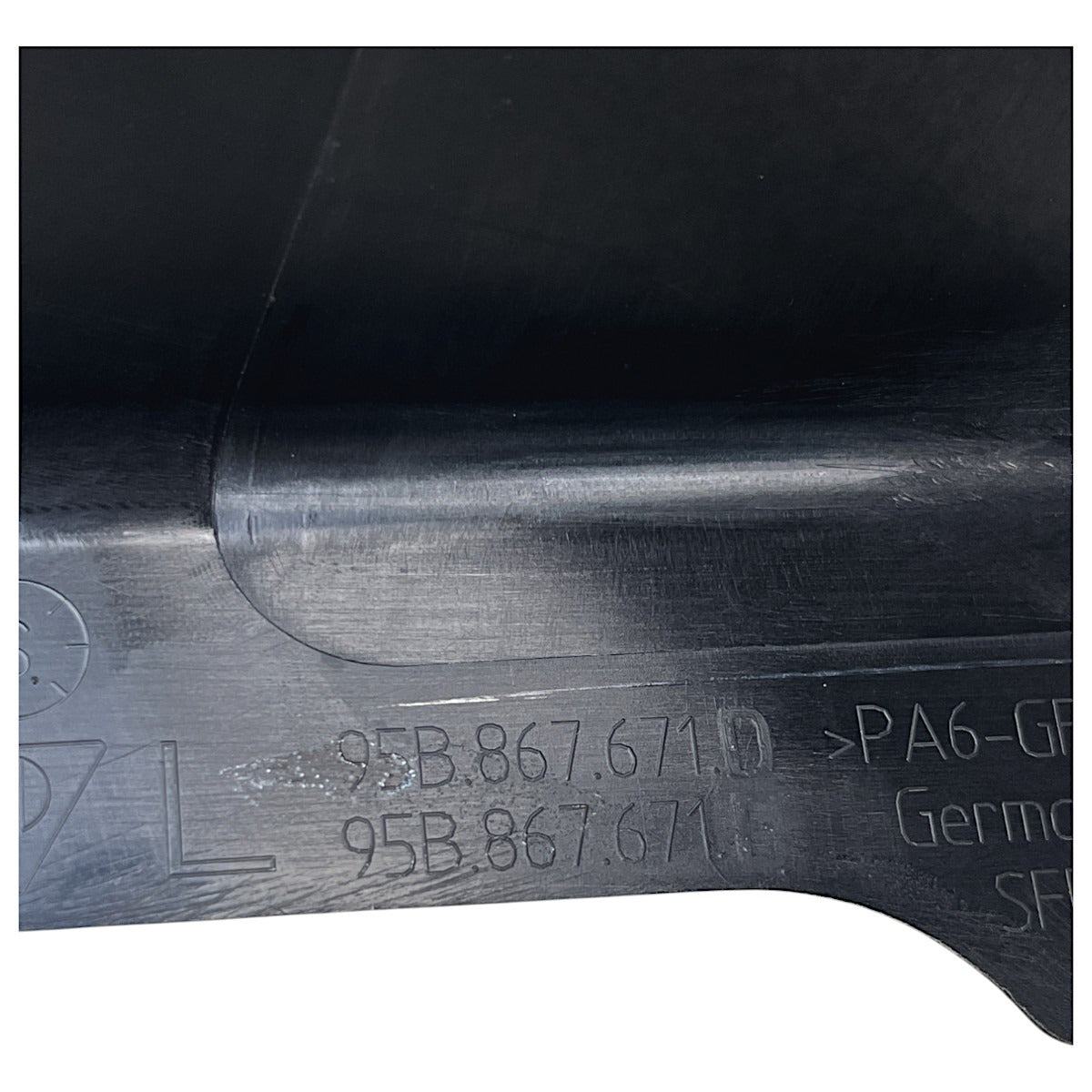 Moldura Vidro Porta Porsche Macan 2018 Traseira Esquerda