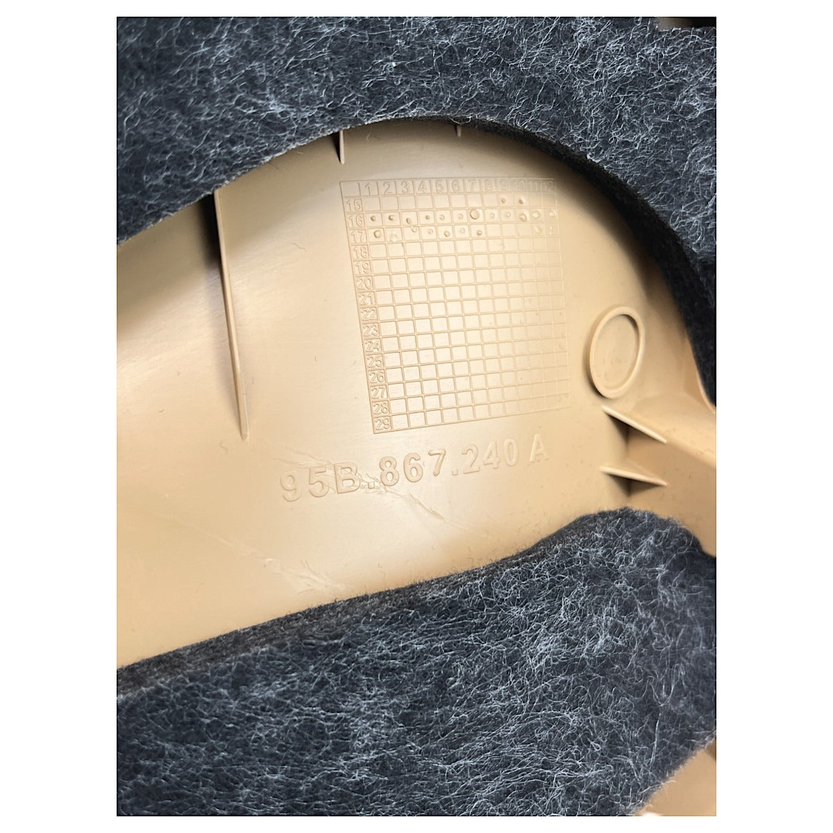 Moldura Coluna B Porsche Macan 2016 2017 2018 Direita Inferior