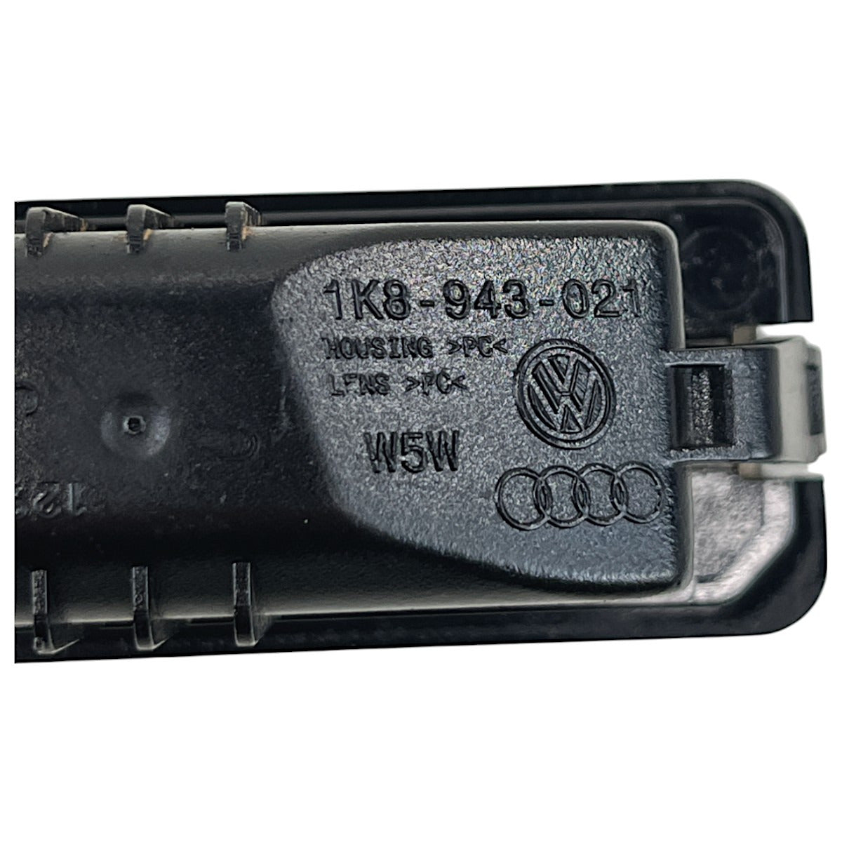 Luz Placa Porsche Macan 2016 2017 2018 1K8943021