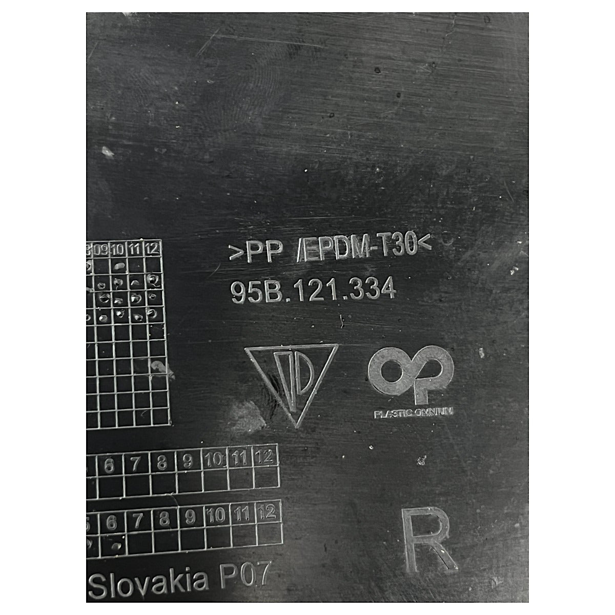 Grade Milha Parachoque Porsche Macan 2018 Dianteira Direita