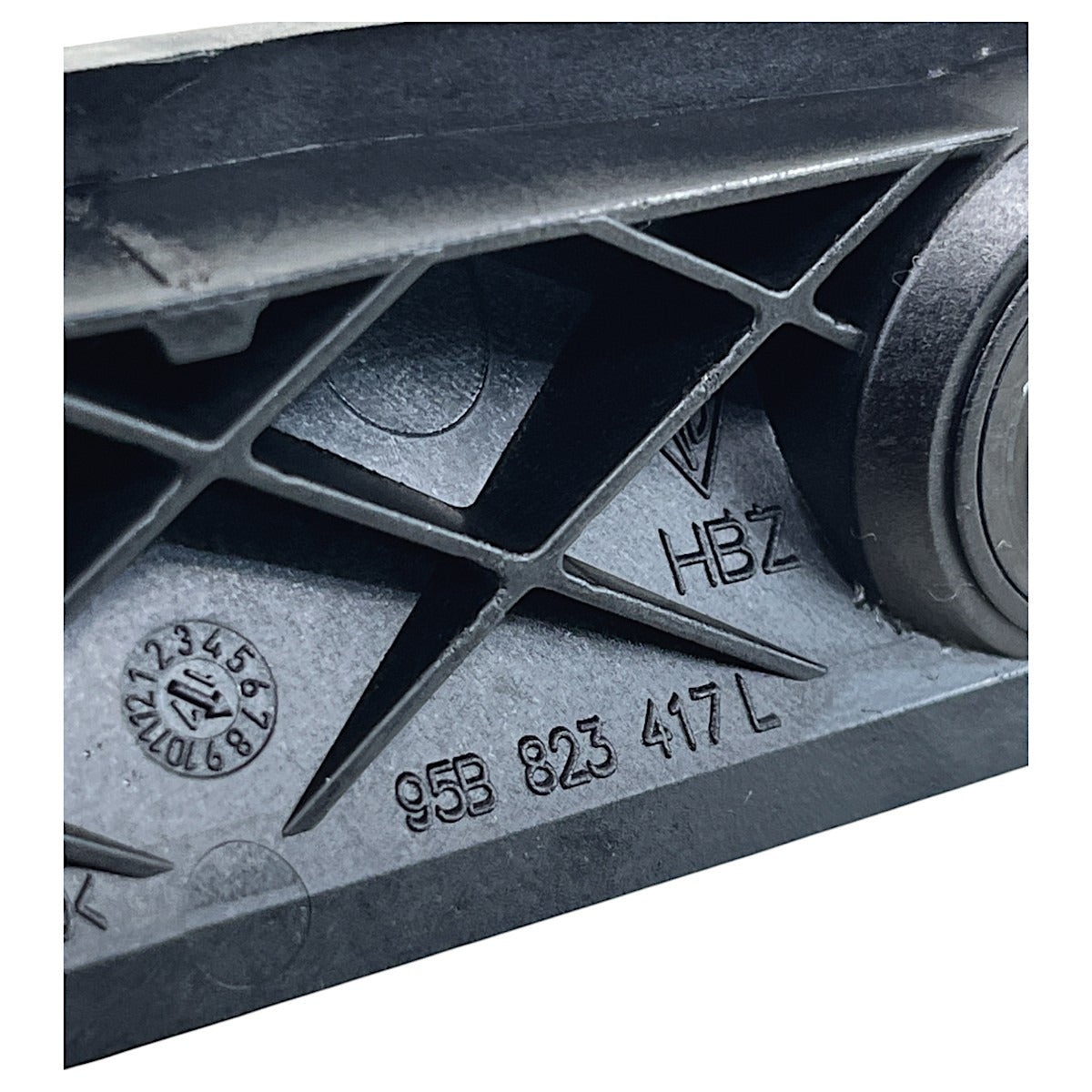 Suporte Guia Paralama Porsche Macan 2016 2017 2018 Esquerdo