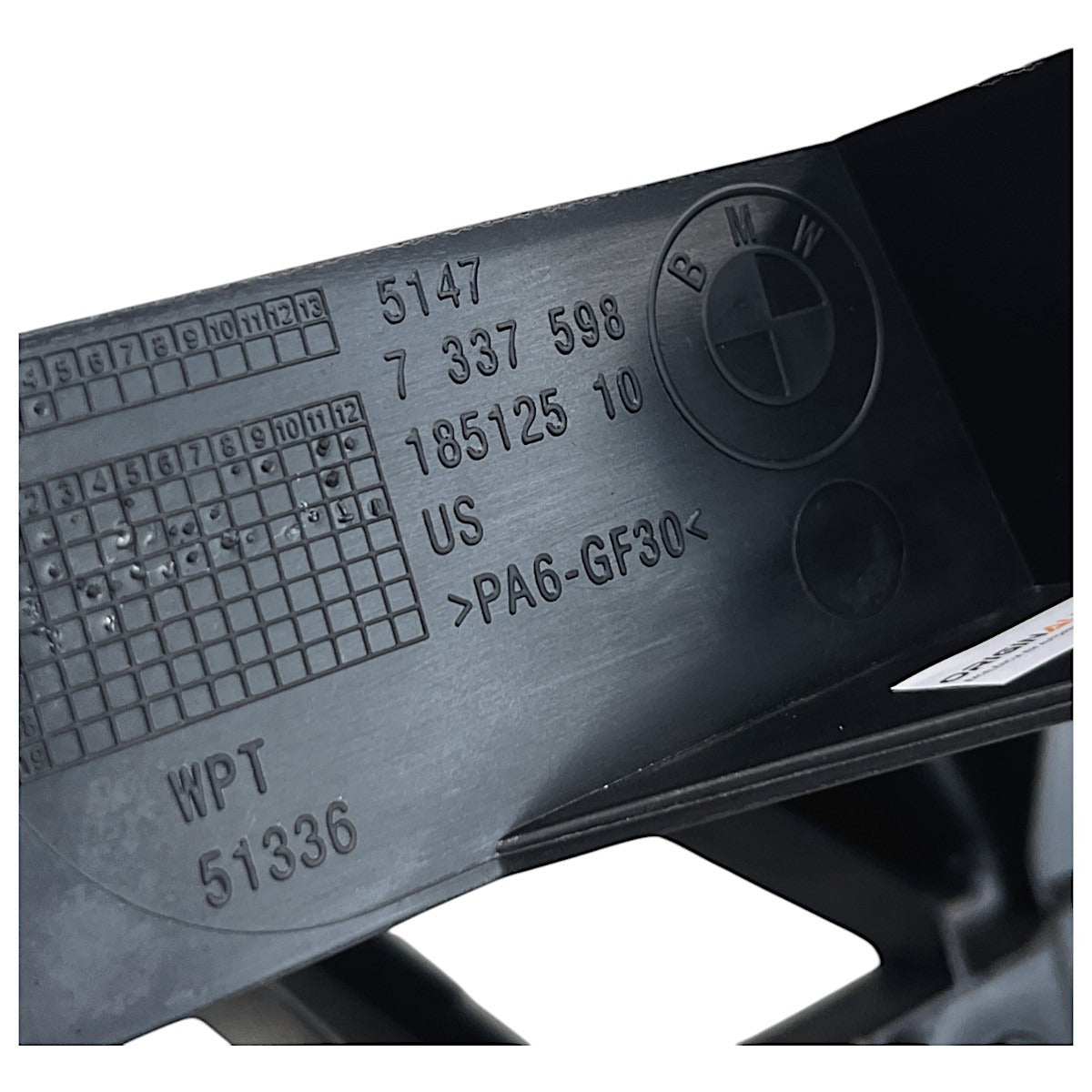 Acabamento BMW X4 28i 2015 2016 2017 2018 Porta Mala Direito