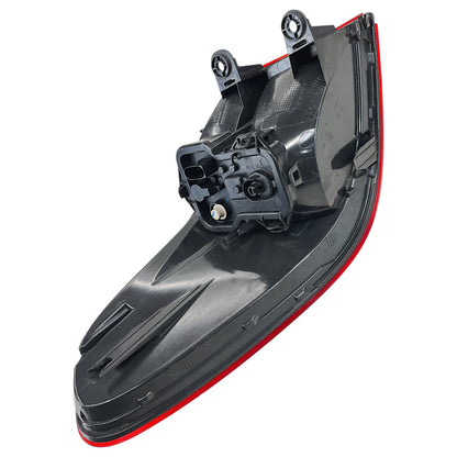 Lanterna BMW X4 2015 2016 2017 2018 Externa Direita Detalhe