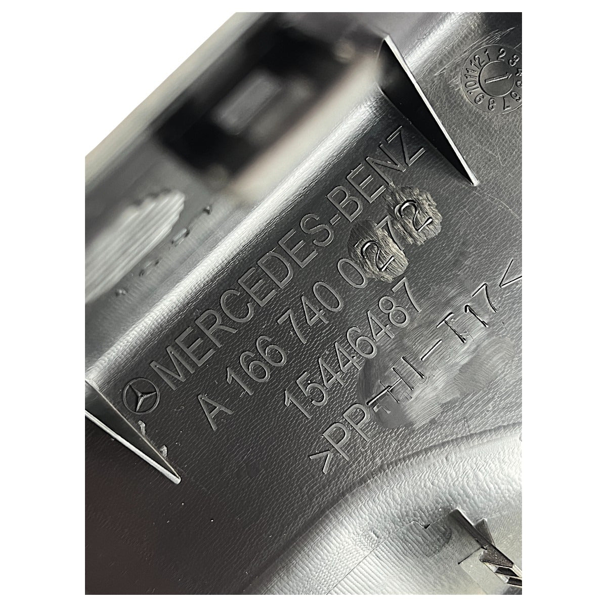 Acabamento Porta Mala Fechadura Mercedes GL 350 2014 2015