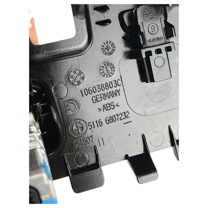 Porta USB C BMW 320i 2020 2021 2022 Console Central Traseiro