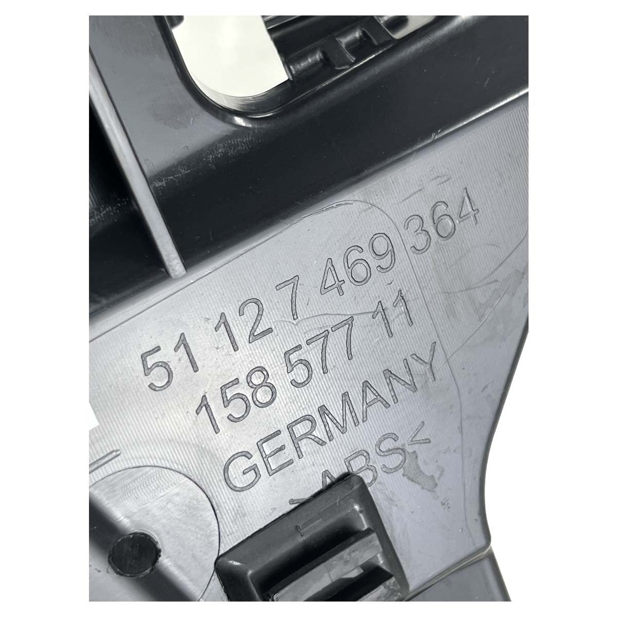 Guia Trava Parachoque BMW 320i 2020 2021 2022 Traseiro Direito