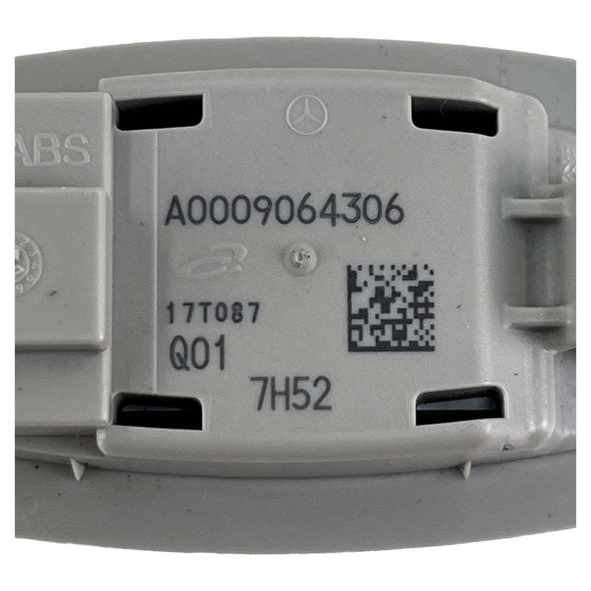 Luz LED Cortesia Quebra Sol Mercedes C180 2016 2017 2018