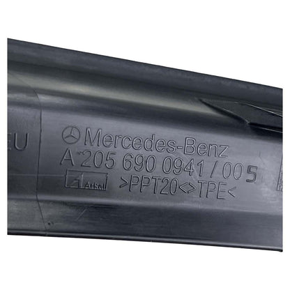 Acabamento Porta Mala Mercedes C180 2016 2017 2018 Esquerdo