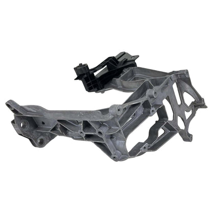 Guia Trava Suporte Farol Mercedes C180 2016 2017 2018 Esquerdo